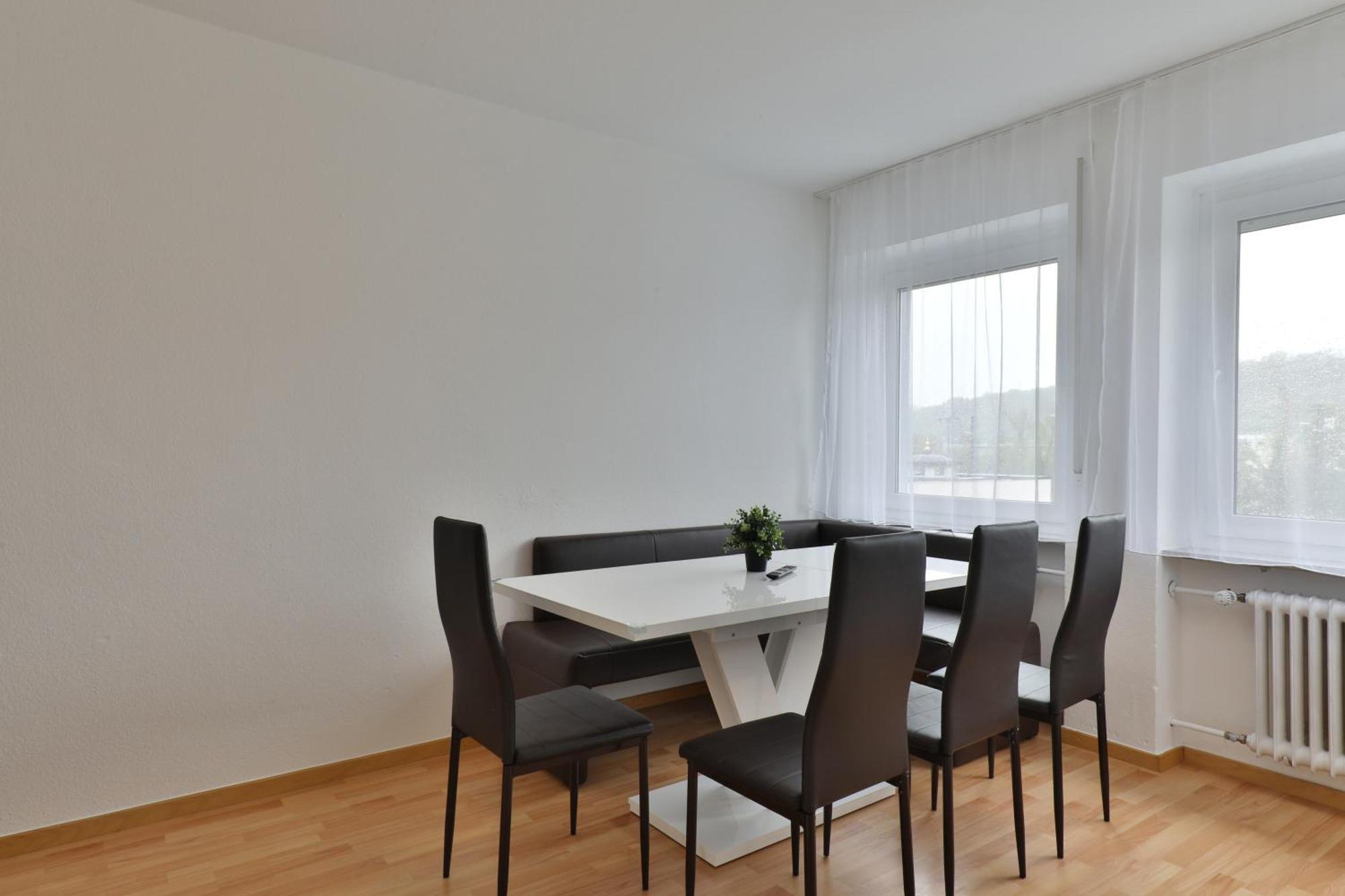Moderne Ferienwohnungen - Service Wie Im Hotel Goeppingen Ngoại thất bức ảnh
