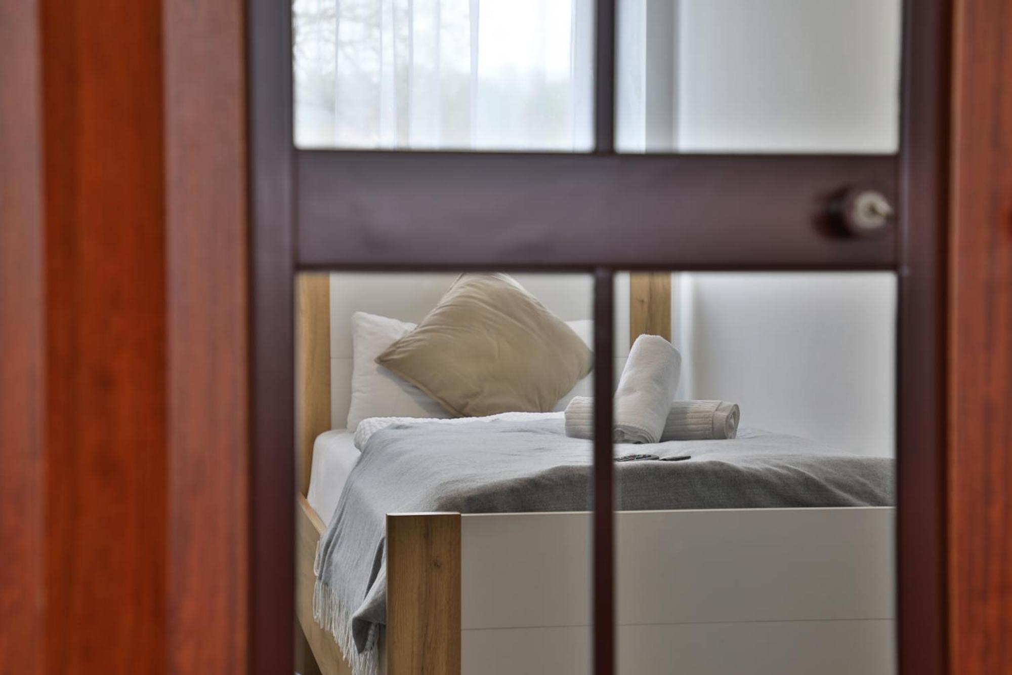Moderne Ferienwohnungen - Service Wie Im Hotel Goeppingen Ngoại thất bức ảnh