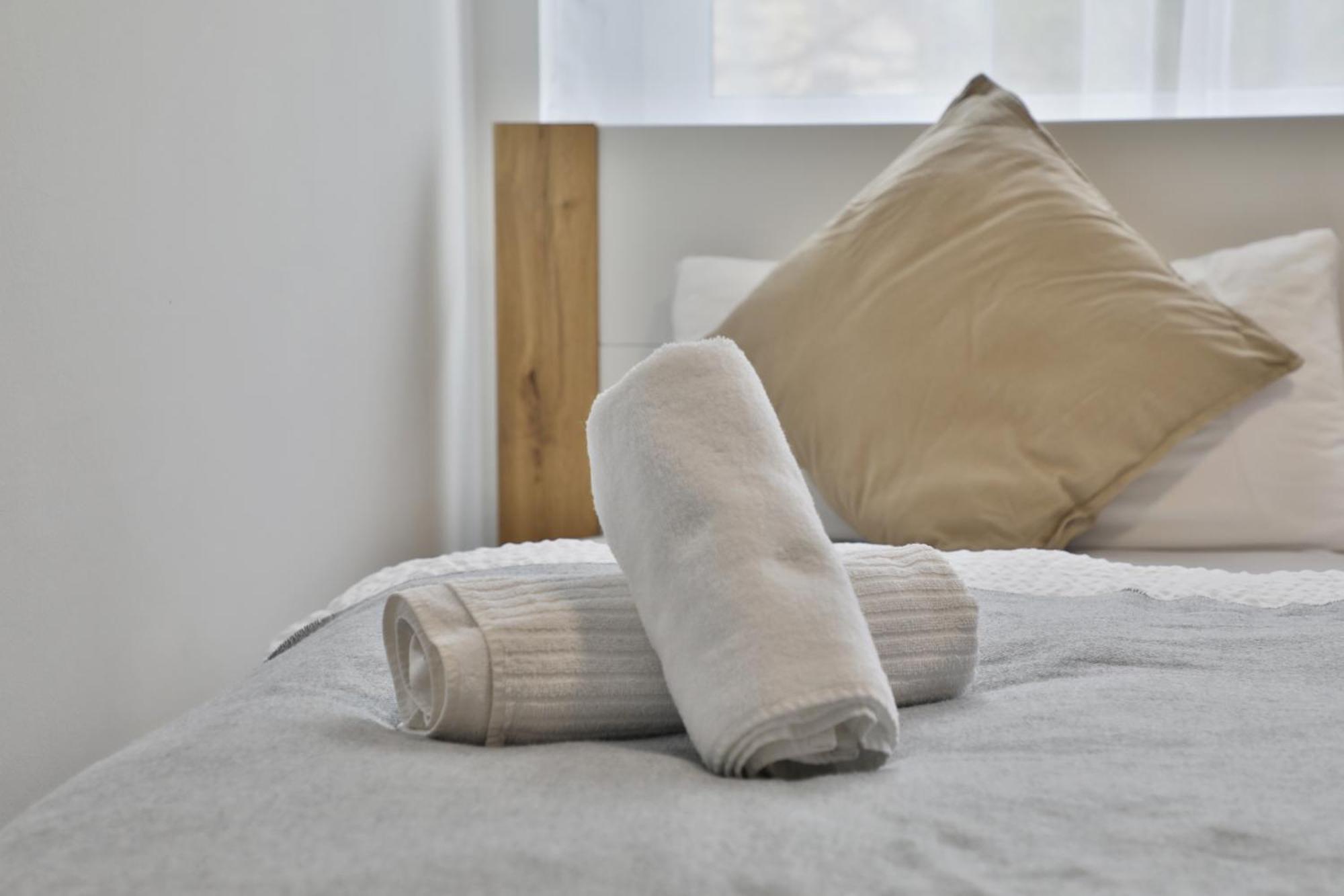 Moderne Ferienwohnungen - Service Wie Im Hotel Goeppingen Ngoại thất bức ảnh
