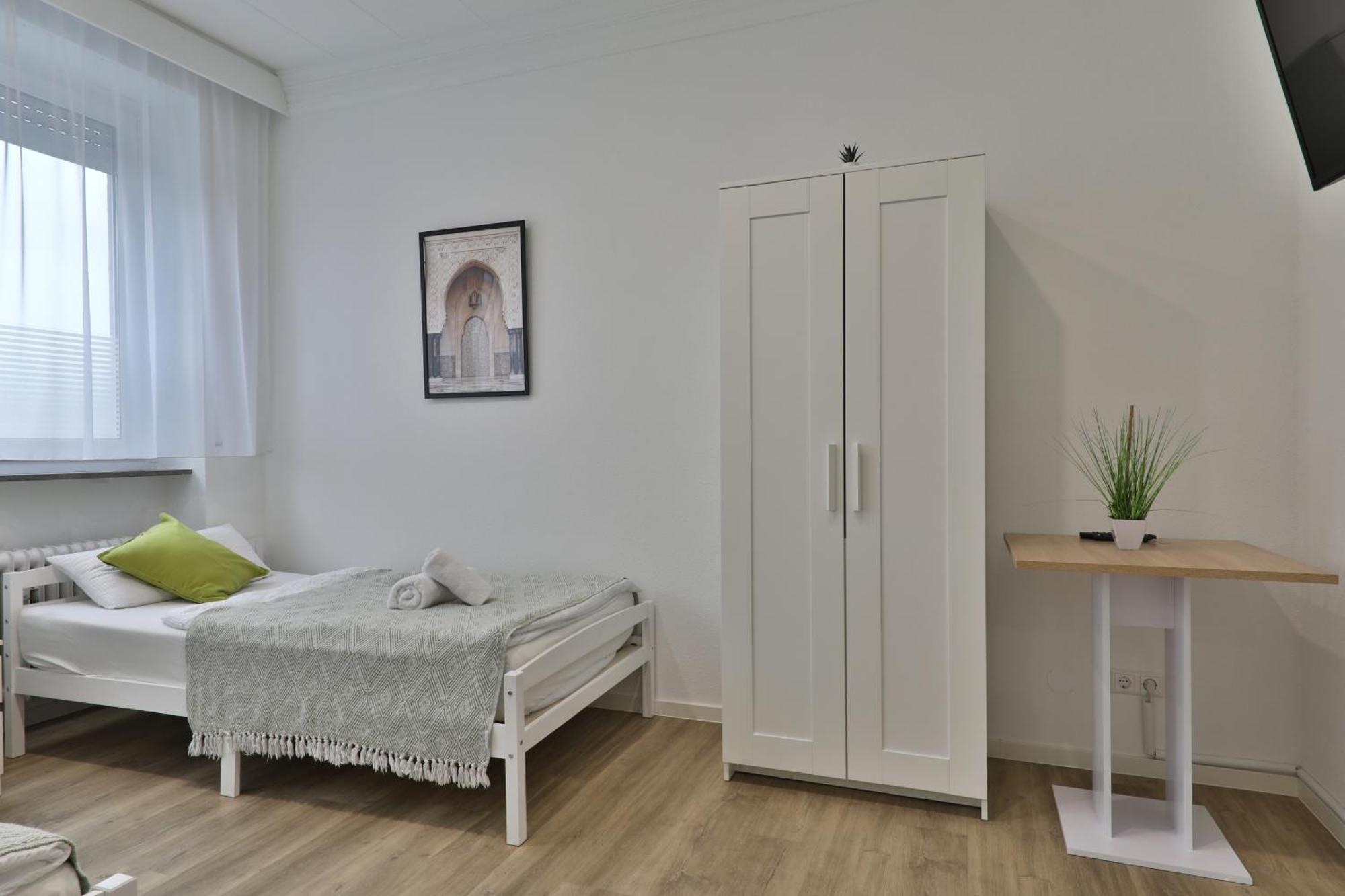 Moderne Ferienwohnungen - Service Wie Im Hotel Goeppingen Ngoại thất bức ảnh